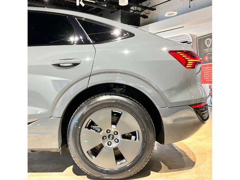 2024 Audi Q8 Sportback e-tron Premium S line