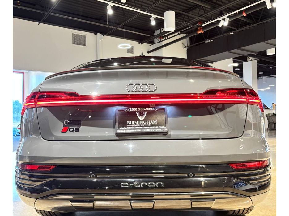 2024 Audi Q8 Sportback e-tron Premium S line