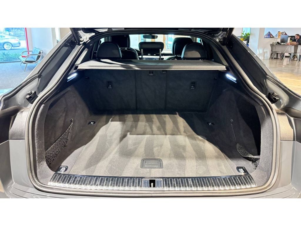 2024 Audi Q8 Sportback e-tron Premium S line