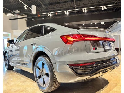 2024 Audi Q8 Sportback e-tron Premium S line