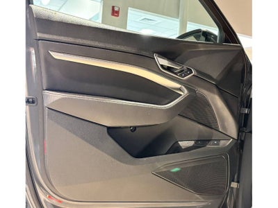 2024 Audi Q8 Sportback e-tron Premium S line