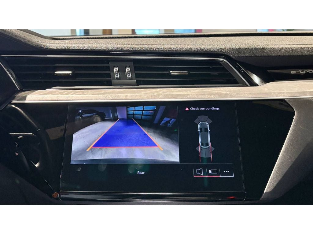 2024 Audi Q8 Sportback e-tron Premium S line