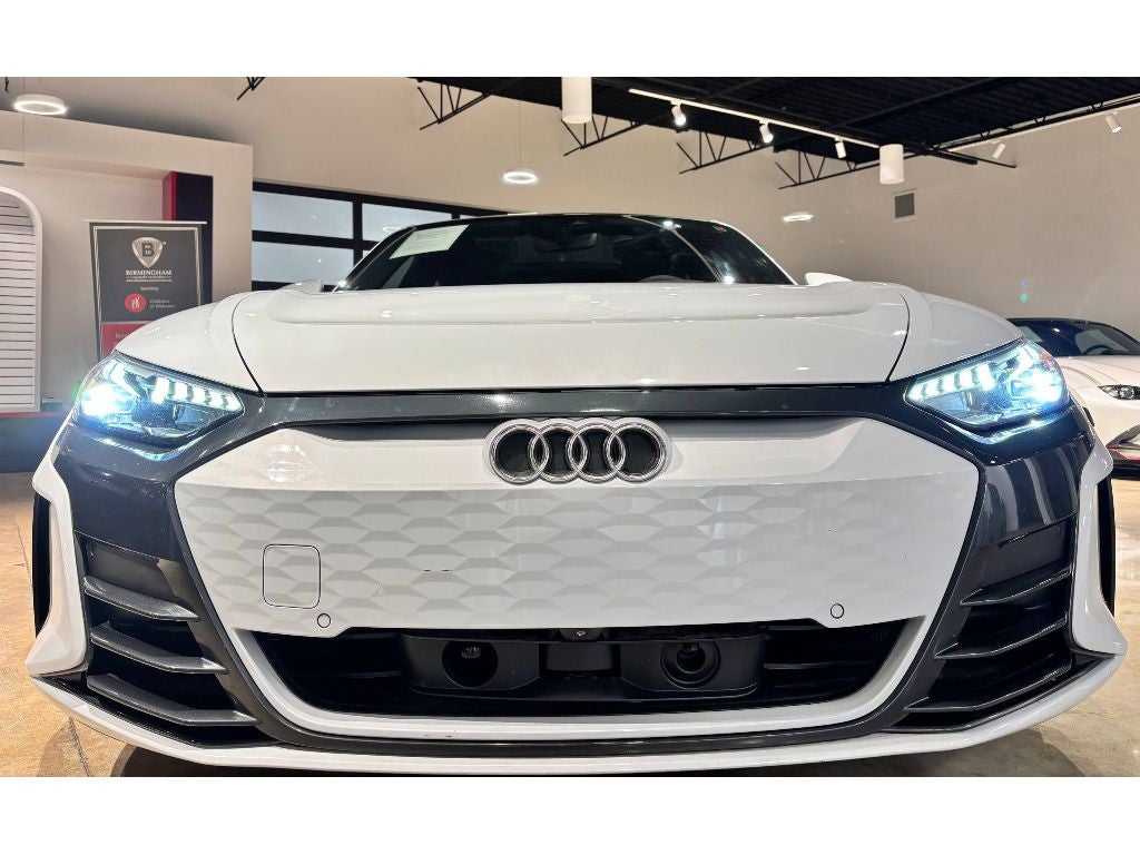 2023 Audi e-tron GT Prestige