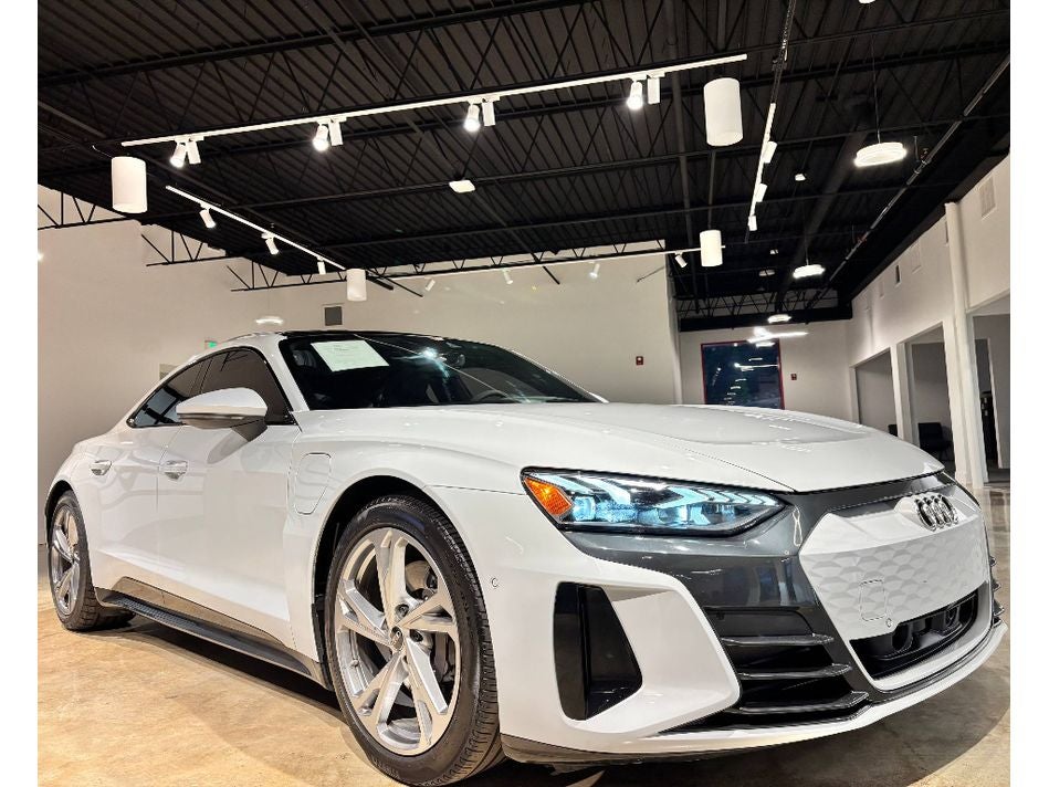 2023 Audi e-tron GT Prestige