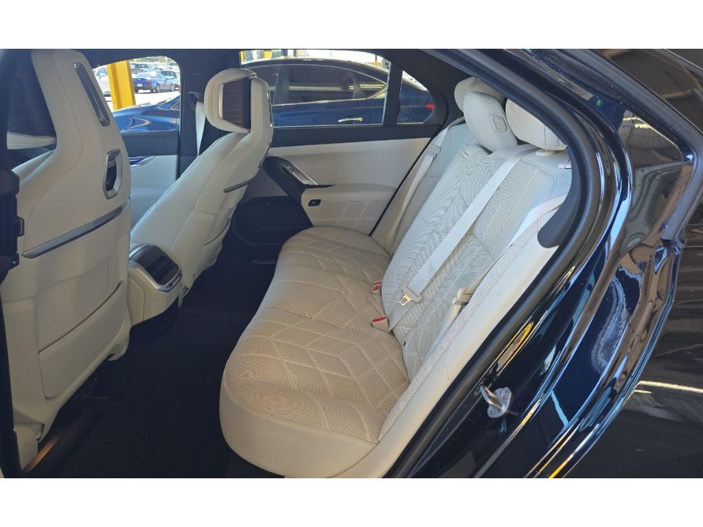 2024 BMW 7 series 760i xDrive