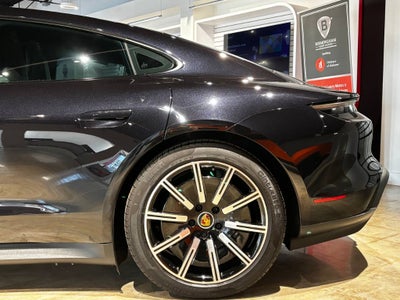 2024 Porsche Taycan Base