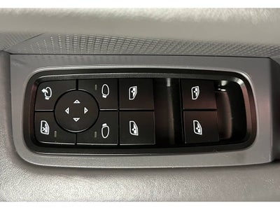 2025 Porsche Taycan 4