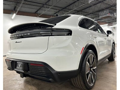 2024 Porsche Macan Electric 4