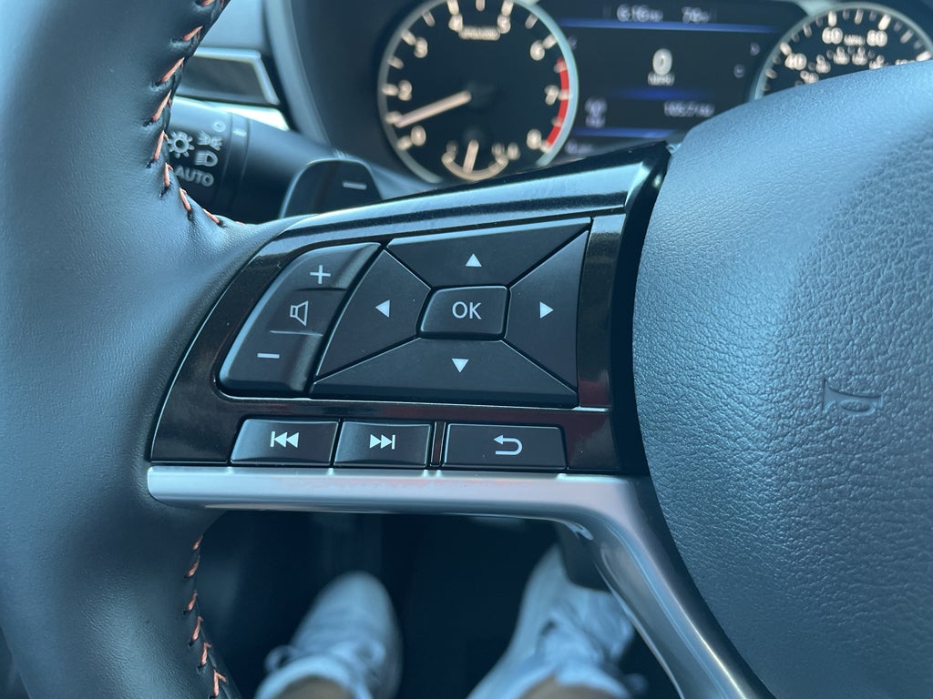 2025 Nissan Altima SR