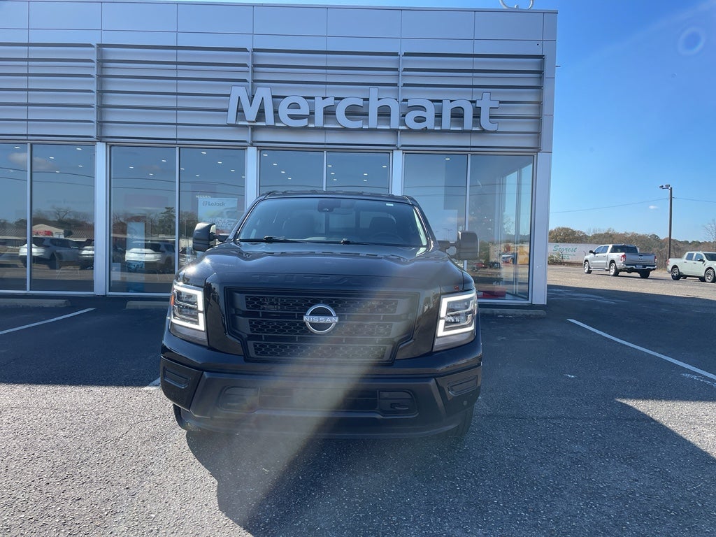 2024 Nissan Titan SV