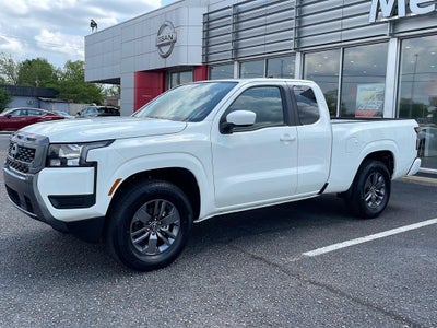 2025 Nissan Frontier SV