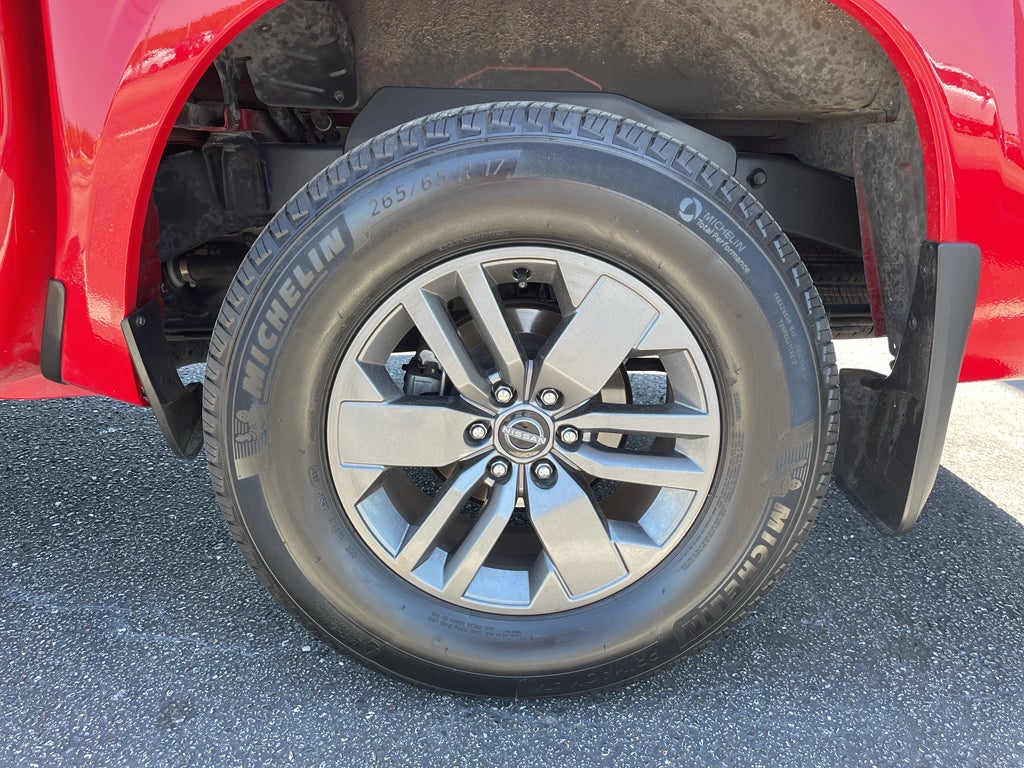 2025 Nissan Frontier SV