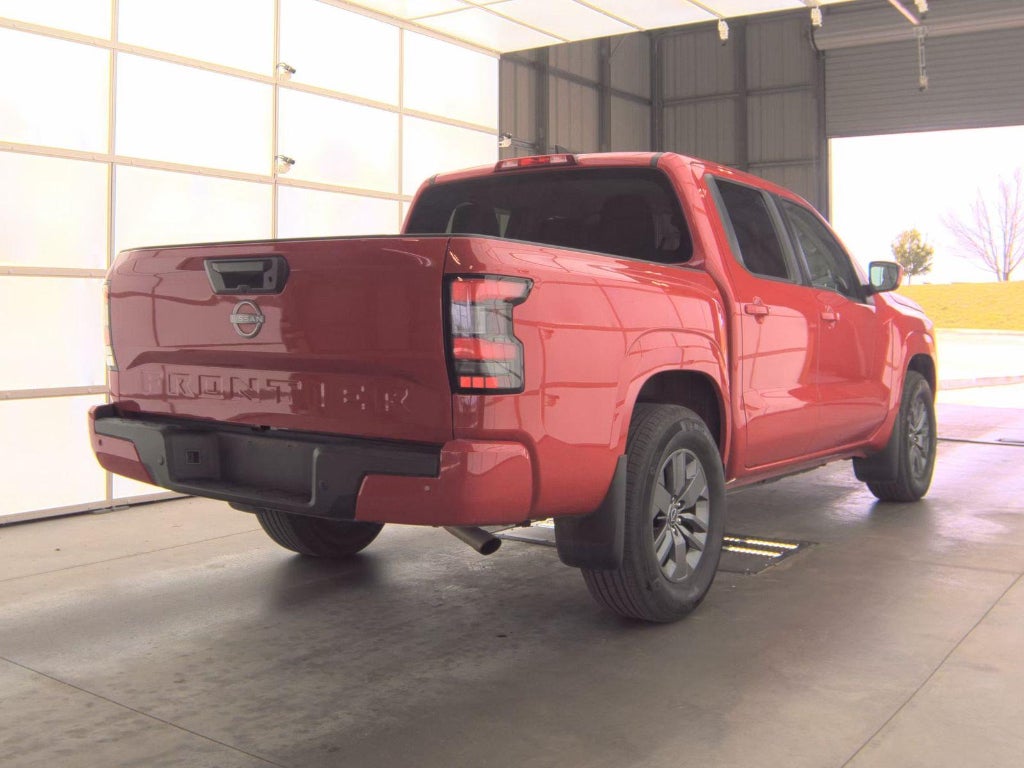 2025 Nissan Frontier SV