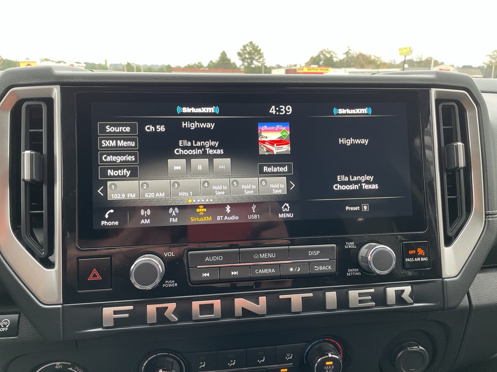 2026 Nissan Frontier SV