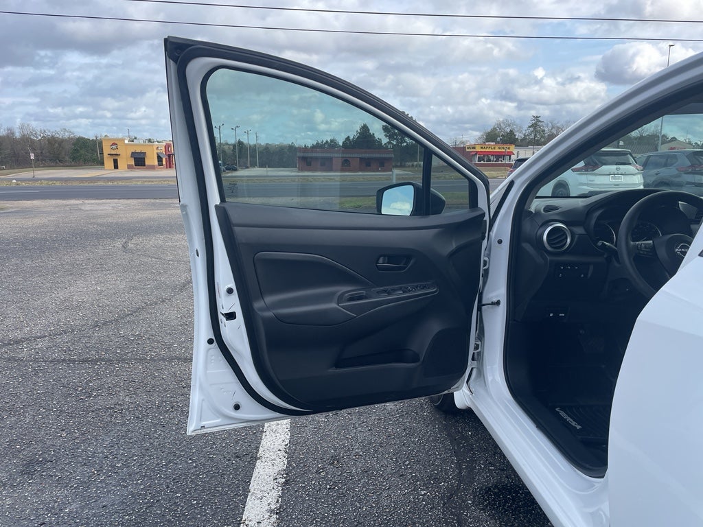2024 Nissan Versa S