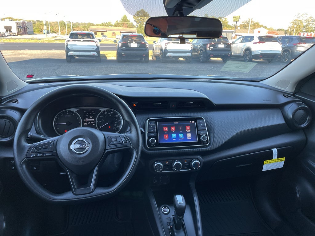 2025 Nissan Kicks Play S