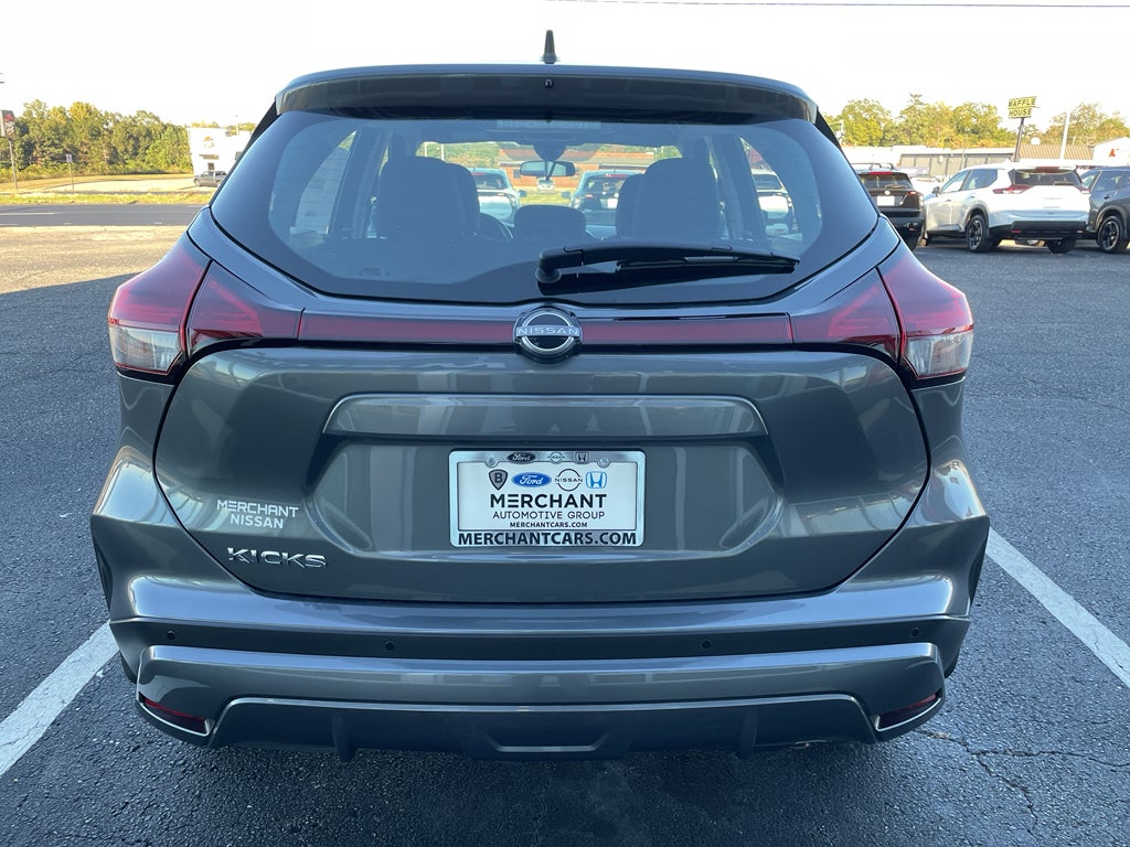 2025 Nissan Kicks Play S