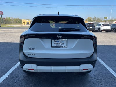 2025 Nissan Kicks SV