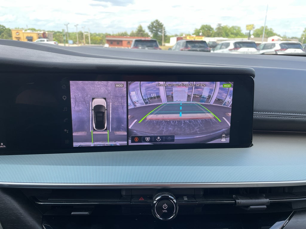 2025 Nissan Murano SL