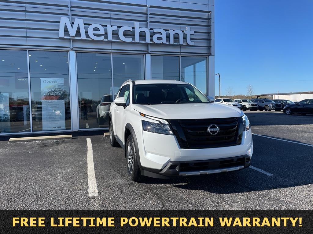2025 Nissan Pathfinder SL
