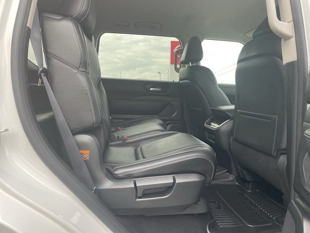 2026 Nissan Armada SV