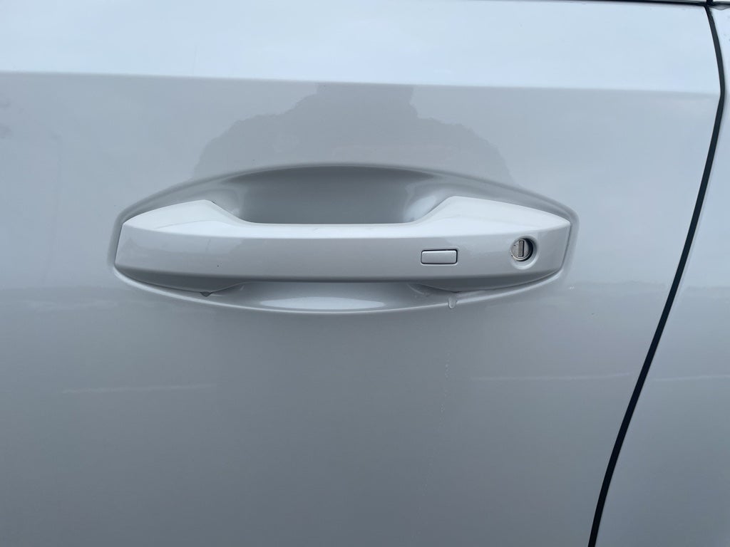 2026 Nissan Armada SV