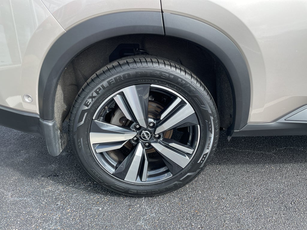 2024 Nissan Rogue SL