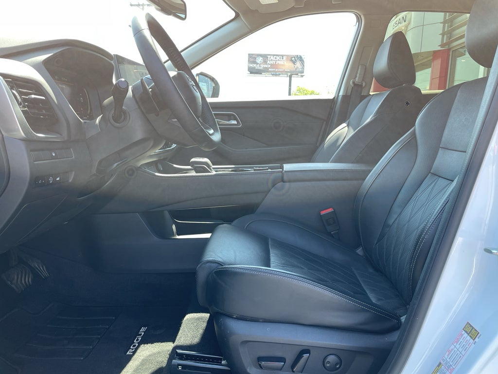 2025 Nissan Rogue Platinum