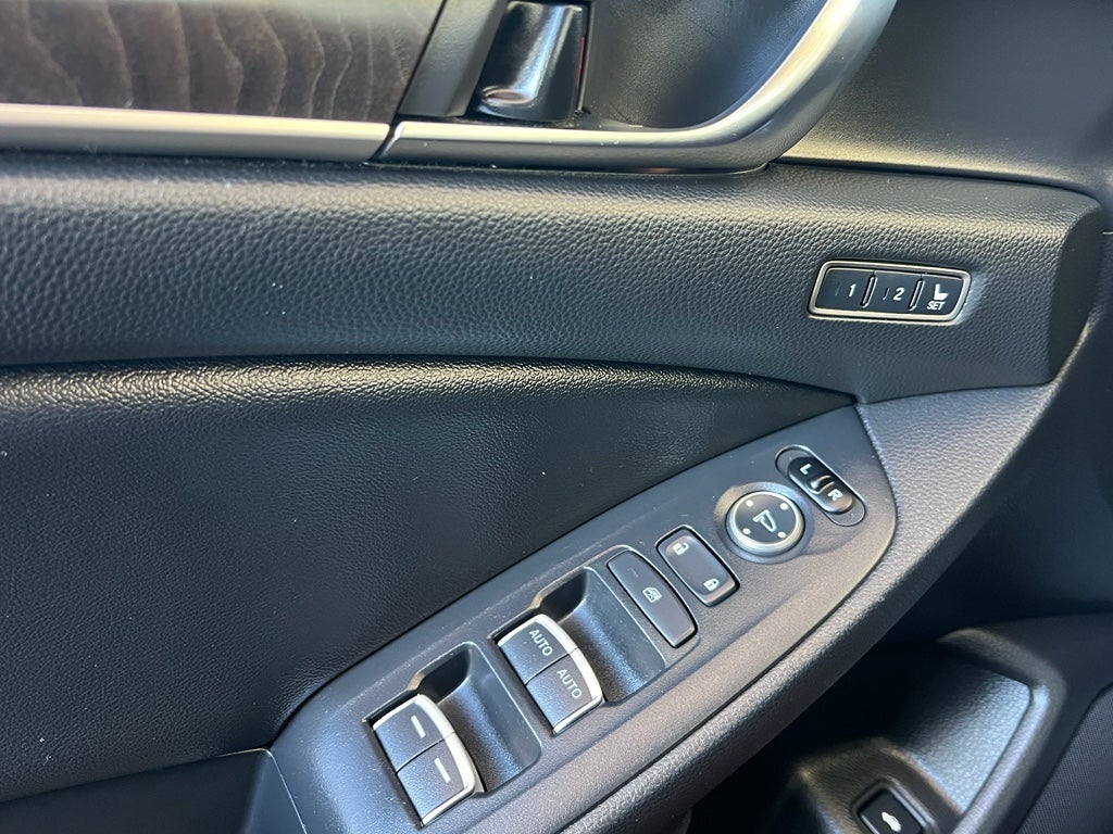 2019 Honda Accord Touring 2.0T