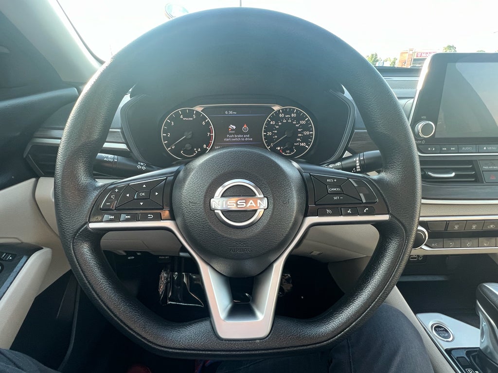 2025 Nissan Altima SV