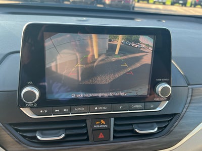 2025 Nissan Altima SV