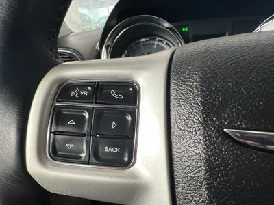 2016 Chrysler Town & Country Touring