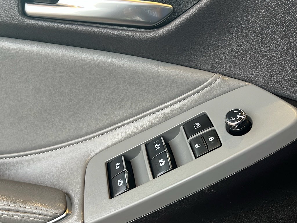 2021 Toyota Avalon XLE