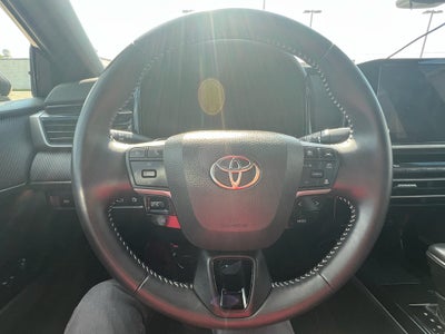 2025 Toyota Camry Hybrid SE