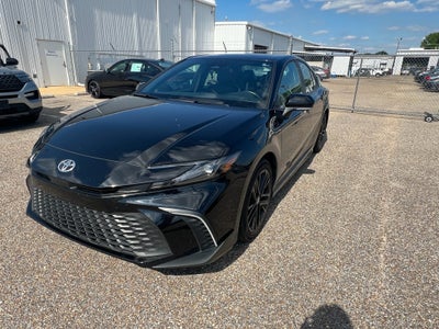 2025 Toyota Camry Hybrid SE