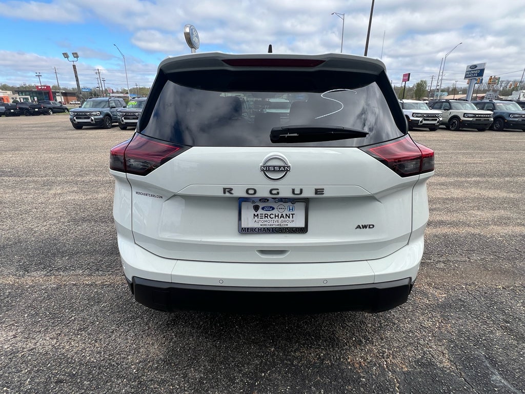 2025 Nissan Rogue S