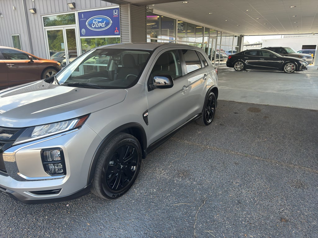 2024 Mitsubishi Outlander Sport LE