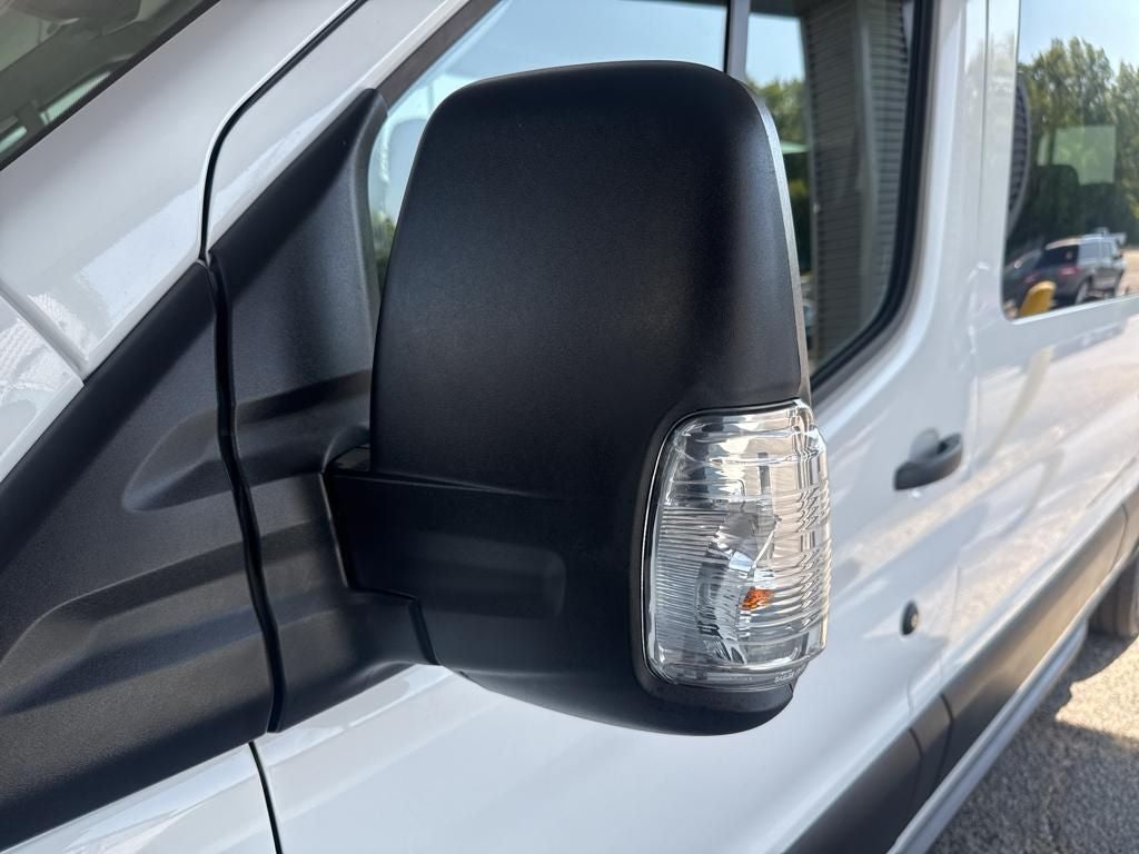 2024 Ford Transit Wagon XLT