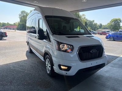 2024 Ford Transit Wagon XLT
