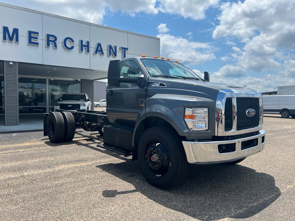 2024 Ford F-750 Base