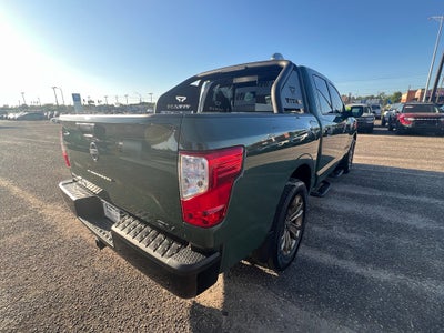 2024 Nissan Titan SV