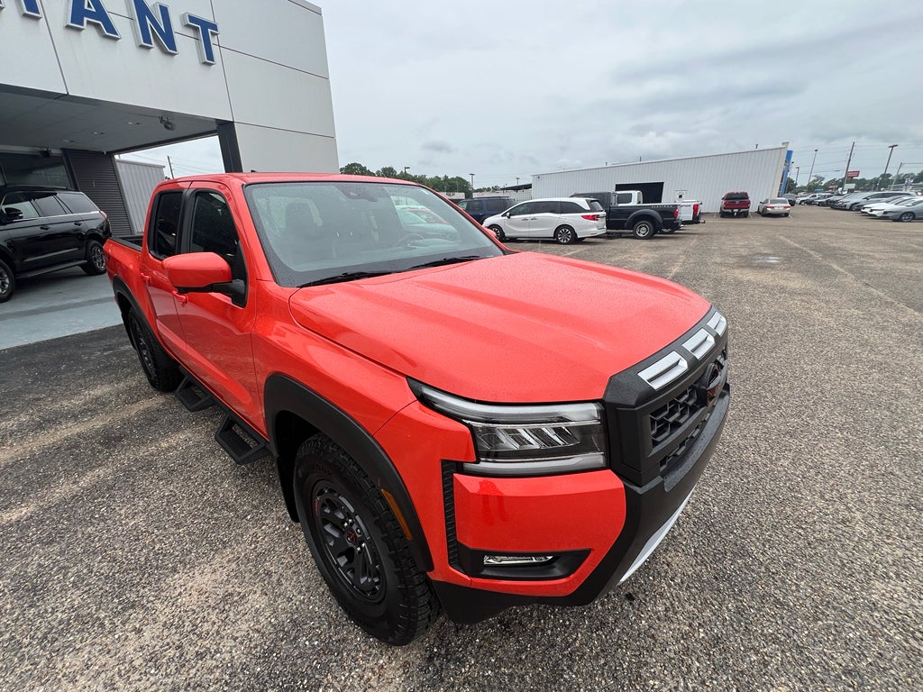 2025 Nissan Frontier PRO-X