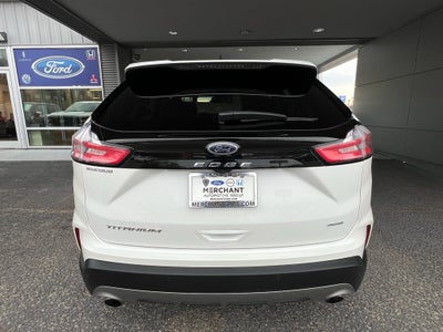 2022 Ford Edge Titanium