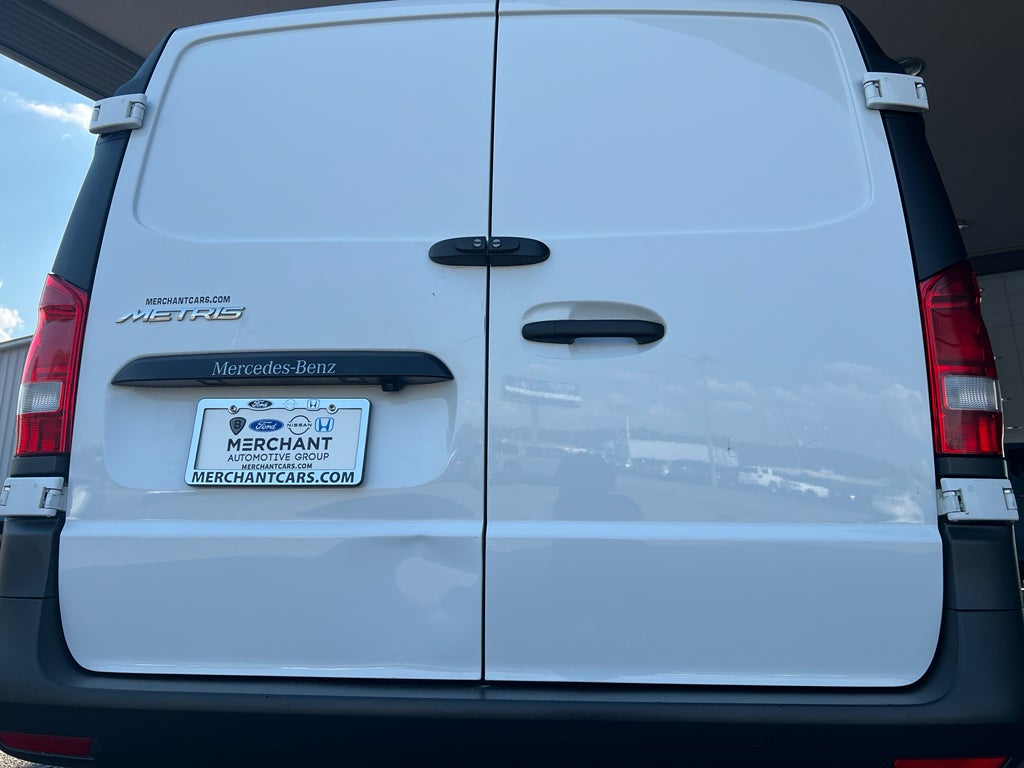 2022 Mercedes-Benz Metris Base